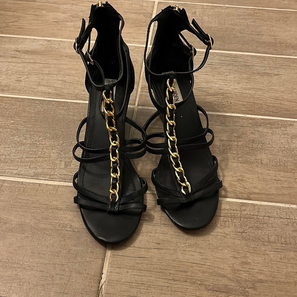 Steve Madden Wedge Heels with gold chain